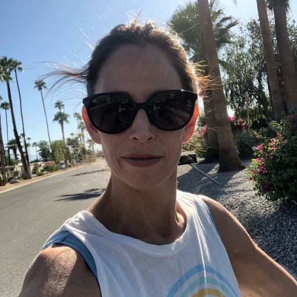 Meet your Posher, Abby - Picture 2 of 4